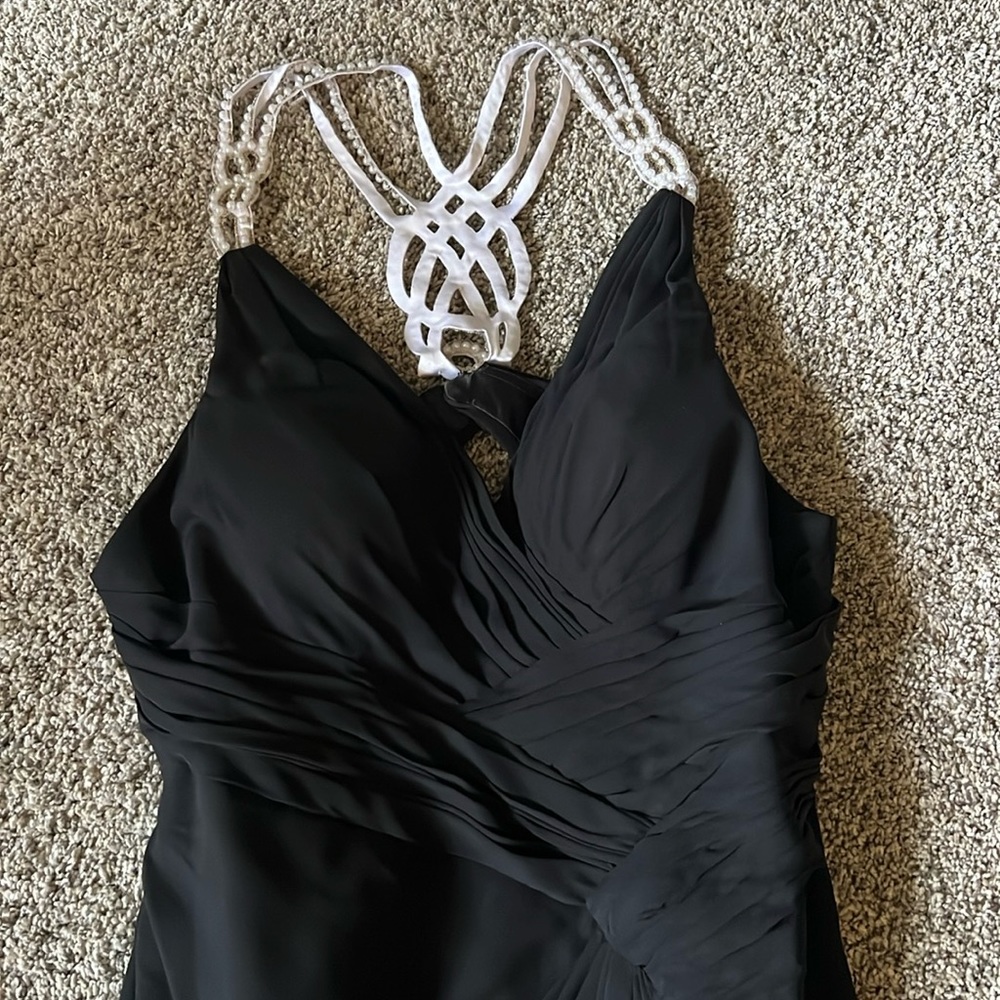 Long black prom dress